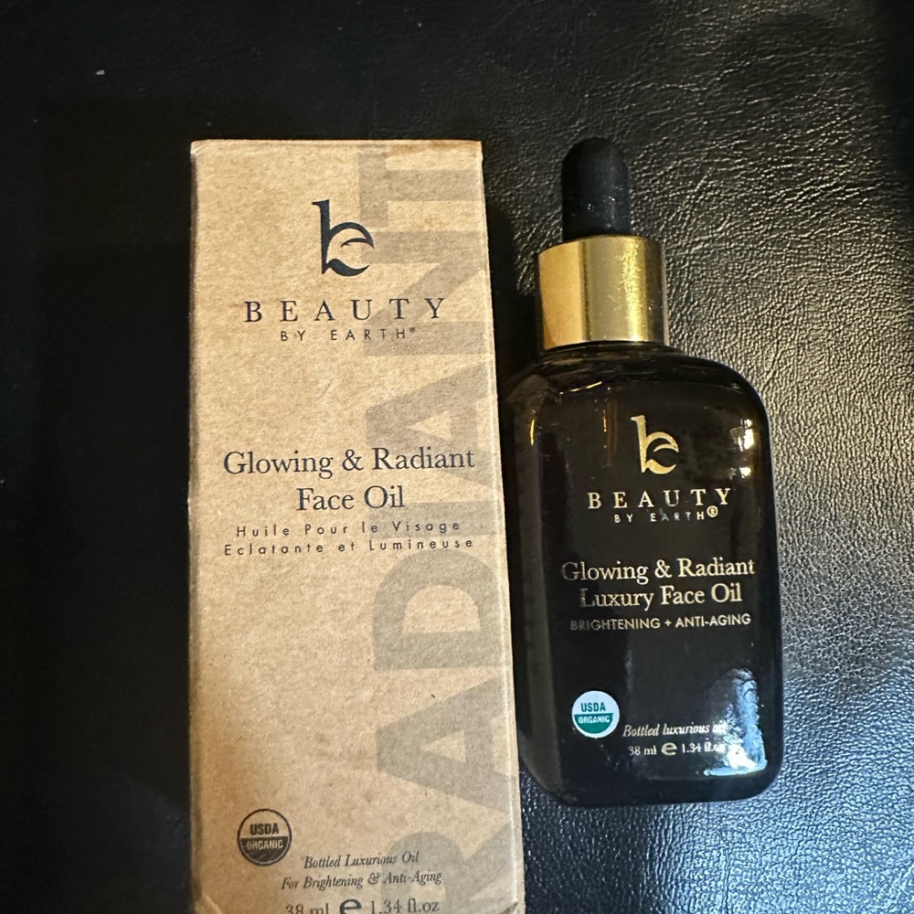 Glowing & Radiant Luxury Face Oil - Black and Gold
